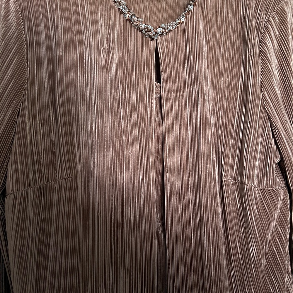 Cachet Wedding. Mother of the bride. Formal event. 2 pc plus size 18w